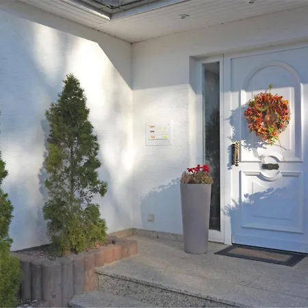 Apartment Stylish Flat In With Private Terrace Madfeld