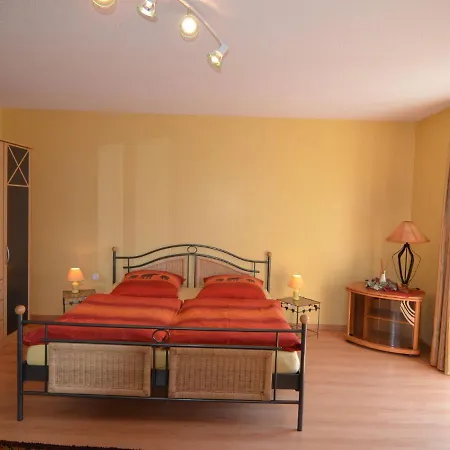 Appartement Stilvolle In Mit Eigener Terrasse Madfeld